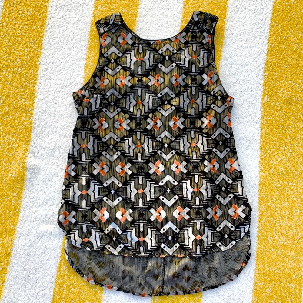 GEOMETRIC VELVET TANK